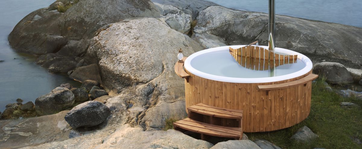 jacuzzi devant la maison
